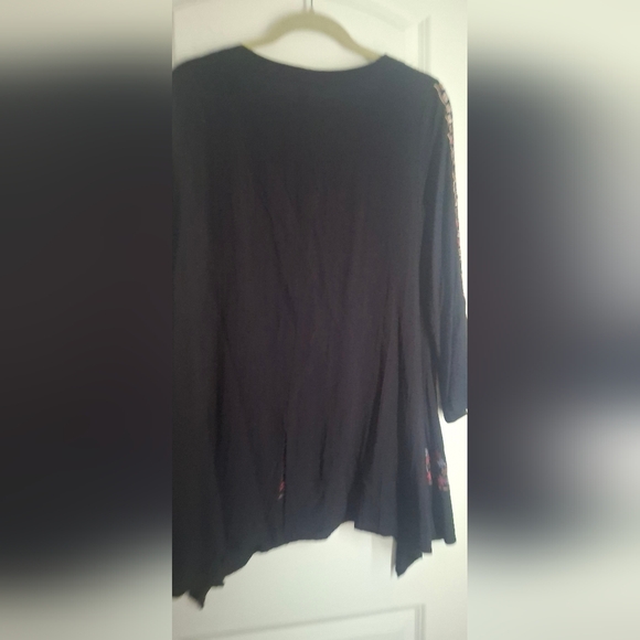 Tasha Polizzi Collection Embroidered Black and Pink Women's Top M BOHO GYPSY - Picture 4 of 11